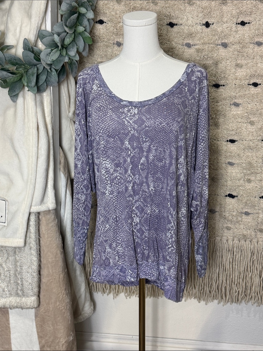 Paraphrase Lavender Snake-Print Long Sleeve Tee size 2X